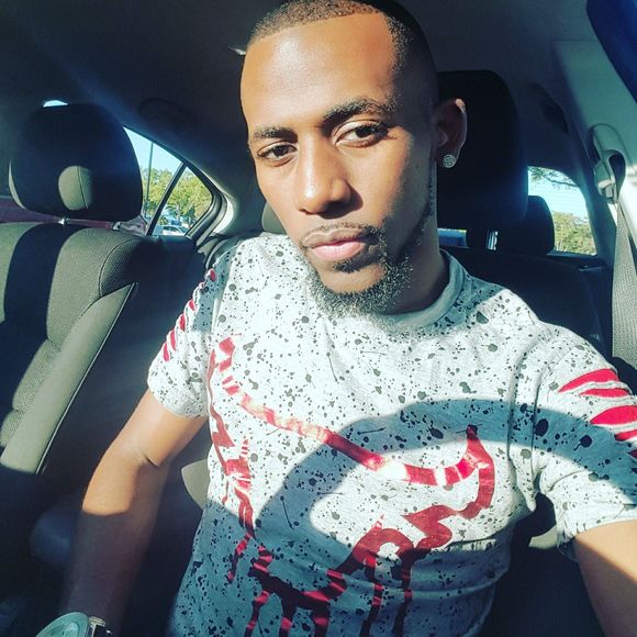 Meet your Posher, Chris - Picture 1 of 1